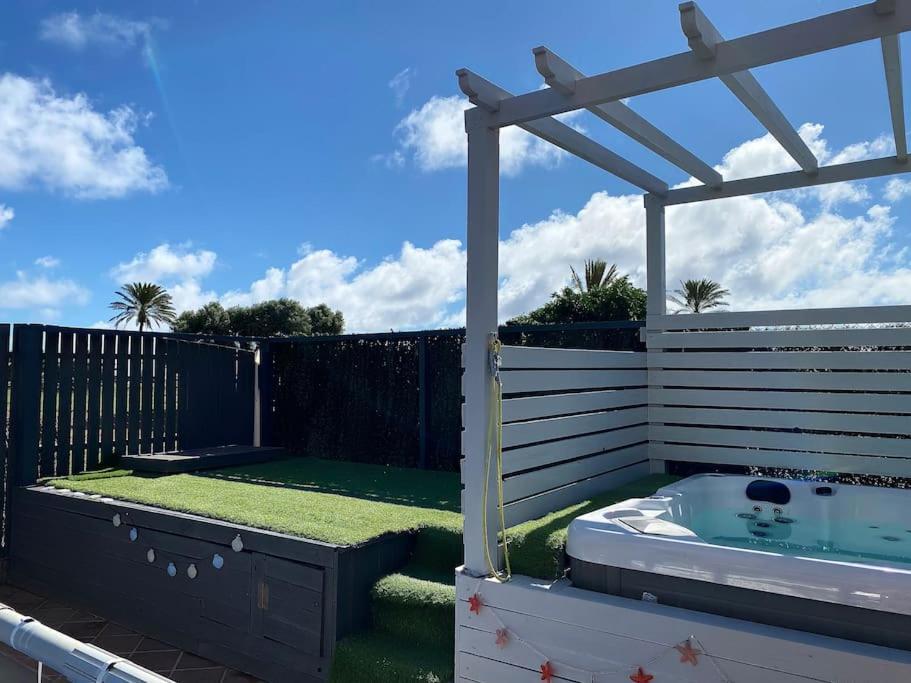 Comfortable Family House With Pool And Jacuzzi คอสตา เด อันตีกัว ภายนอก รูปภาพ